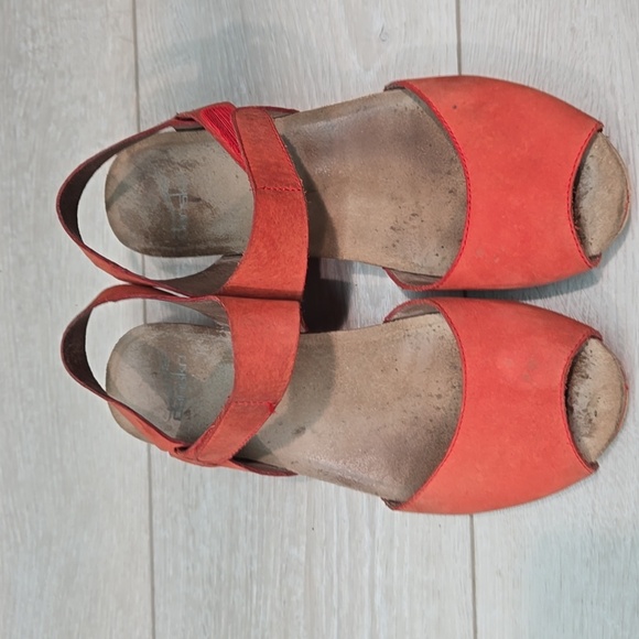 Dansko Women's Ankle Leather Red Sandals Wedge Sz 38/7.5-8 - Picture 3 of 16